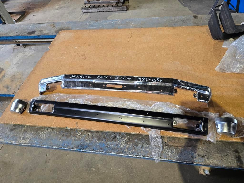 Mazda B1800 en B2200 voorbumpers nieuw, Ophalen, Nieuw, Mazda, Bumper