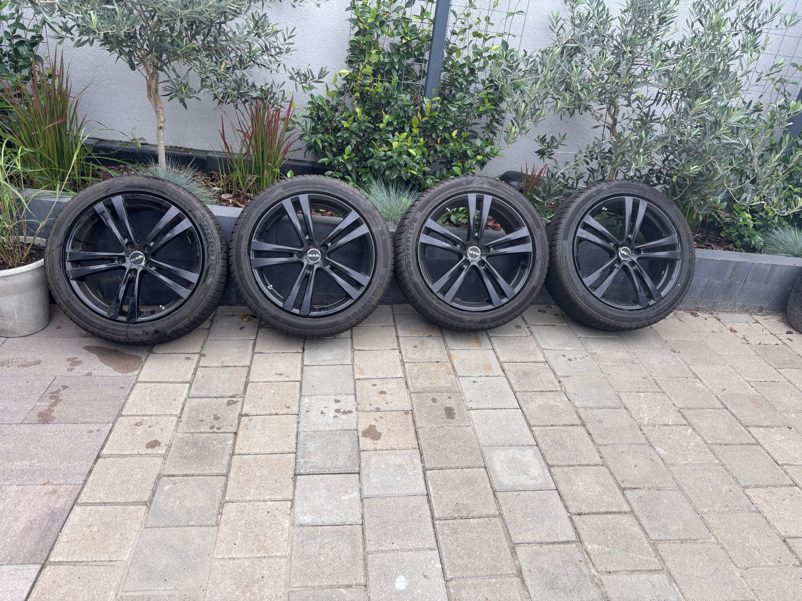 Velgen met winterbanden 245/45R19  Hyundai Tucson3 5x114,3, Auto-onderdelen, Banden en Velgen, Banden en Velgen, Winterbanden