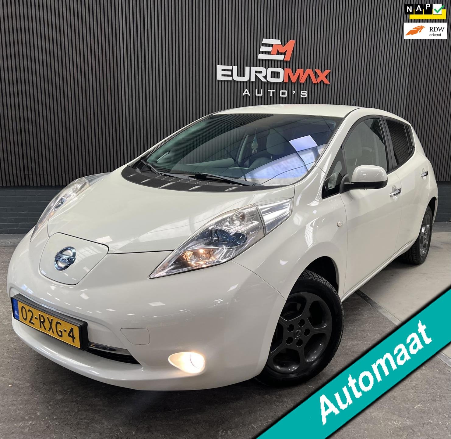 Nissan LEAF Base 24 kWh NAP - Keyless -Cruise - Airco, Auto's, Stof, Gebruikt, Wit, 1500 kg