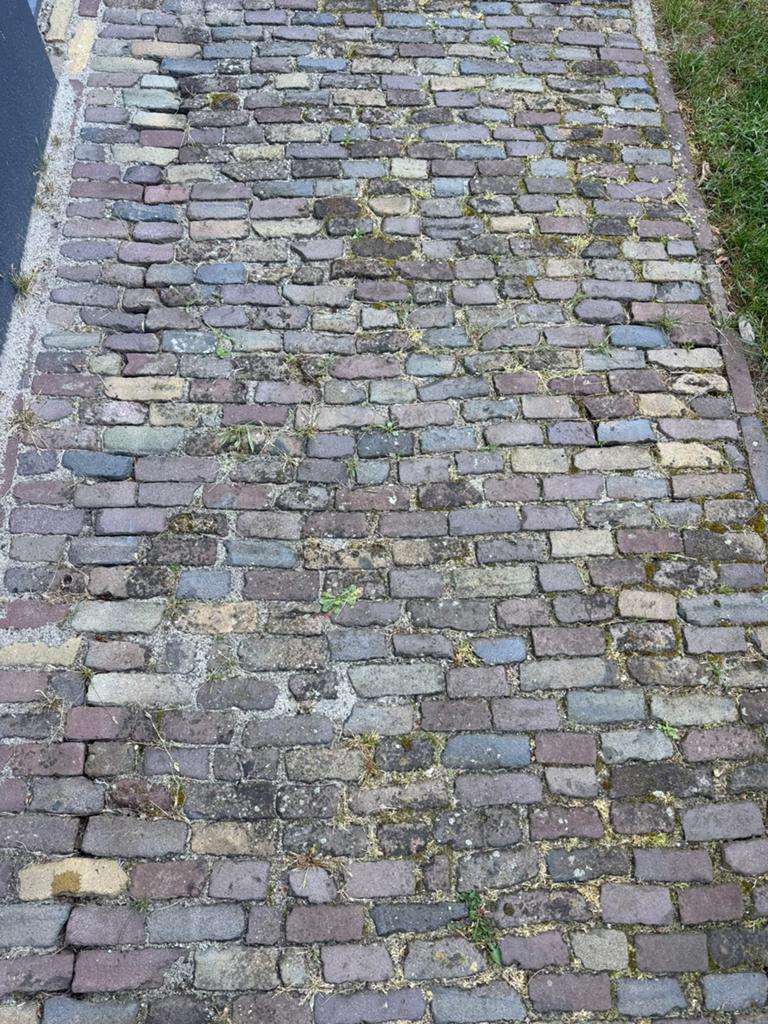 Circa 30m2 halve waaltjes, Ophalen, Overige materialen, Gebruikt, Klinkers