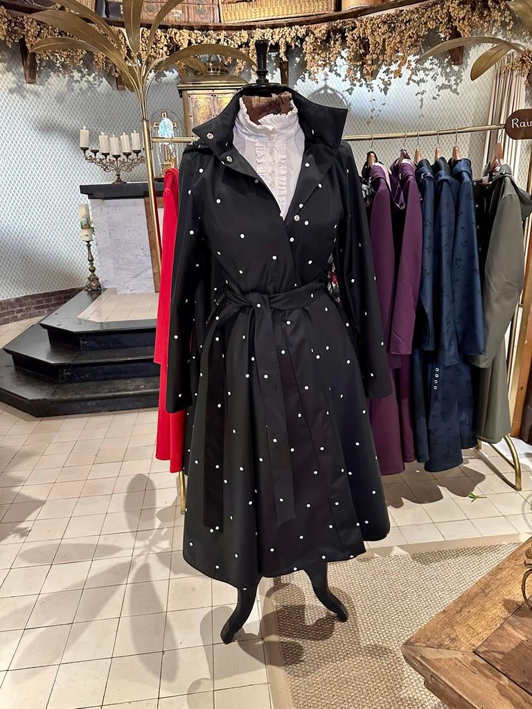 Rainsisters Jassen - Stijlvolle en functionele regenjassen, Kleding | Dames, Kledingrekken, Zo goed als nieuw, Ophalen