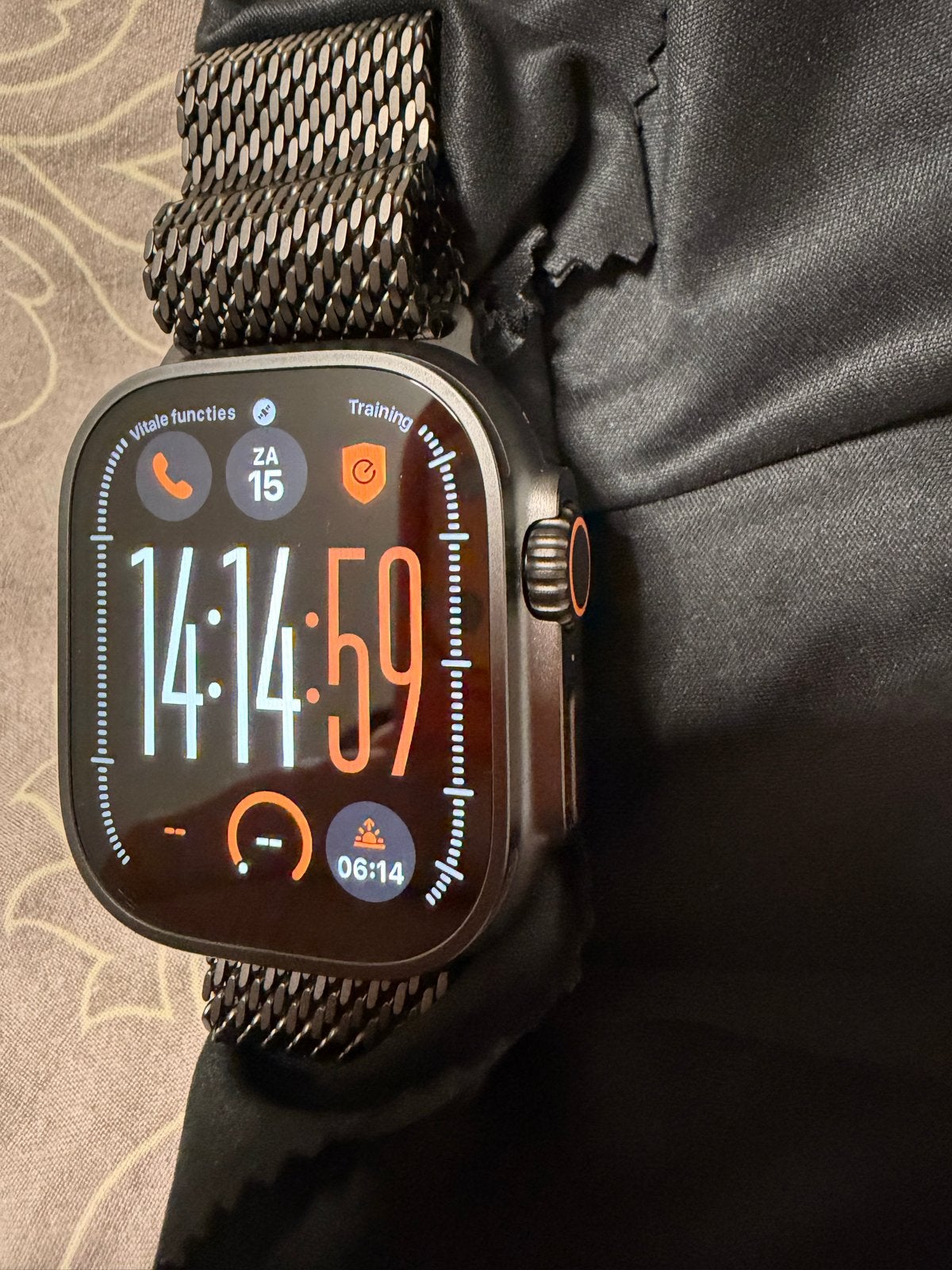 Apple Watch Ultra 3 - Zo goed als nieuw, Ophalen of Verzenden, Zo goed als nieuw, Zwart, IOS