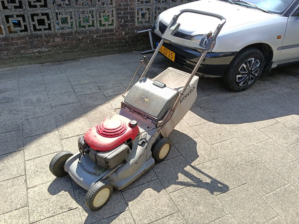 Te koop Honda Duw Grasmaaier €125,-, Tuin en Terras, Ophalen, Honda, Gebruikt, Balkmaaier