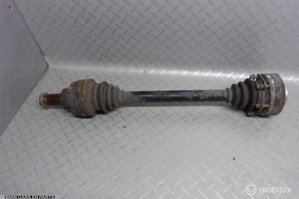 Aandrijfas BMW 5-serie E39  v8 540i aandrijfas steekas e39, Gebruikt, Ophalen of Verzenden, BMW, BMW