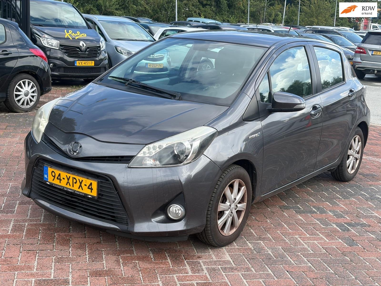 Toyota Yaris 1.5 Full Hybrid Aspiration, Auto's, Euro 5, 1497 cc, Gebruikt, 49 €/maand