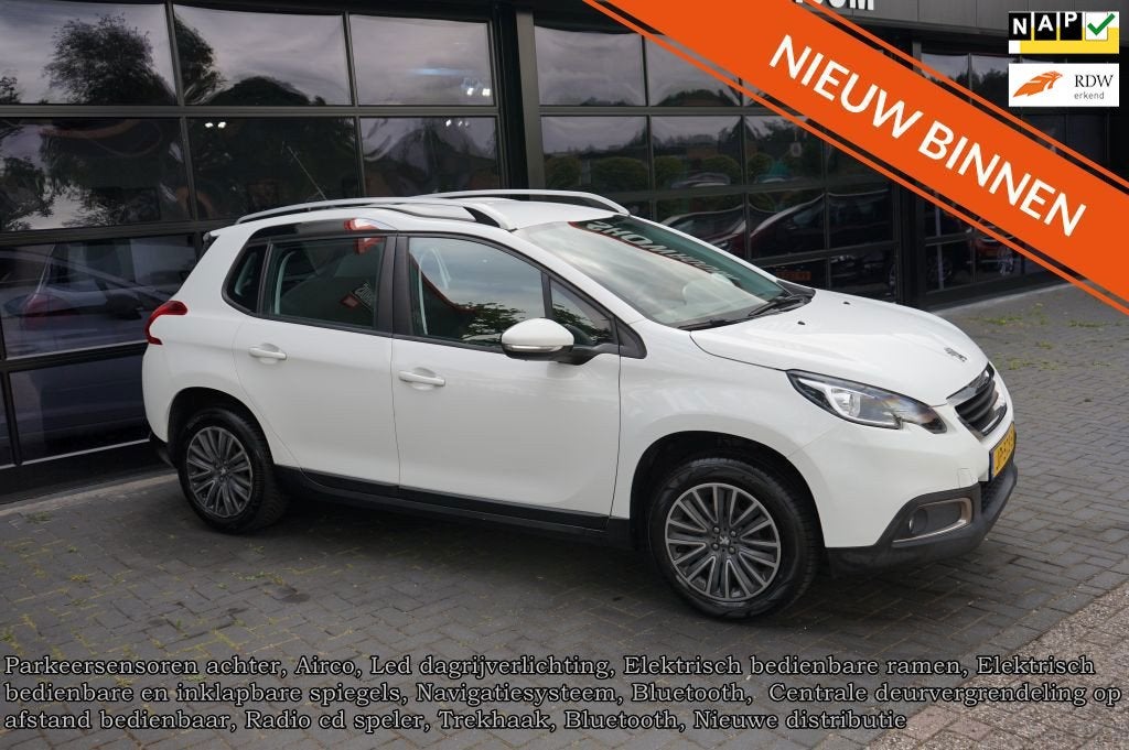 Peugeot 2008 1.2 PureTech Blue Lion, Airco, Navi, PDC, Airco, Stof, 1199 cc, 82 pk, Wit