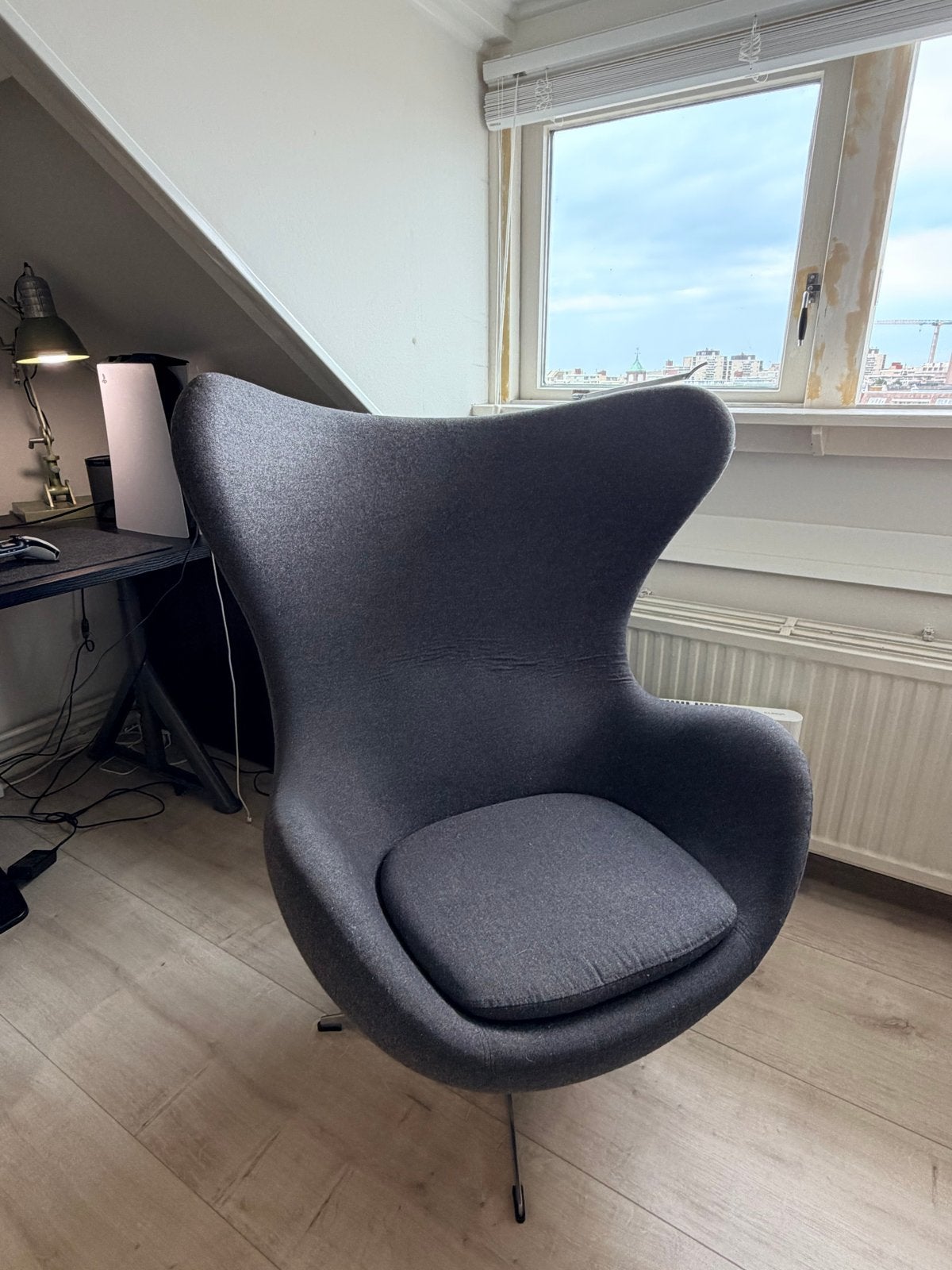 Grijze Egg Chair - Nette staat, Ophalen, Zo goed als nieuw, Stof, 75 tot 100 cm