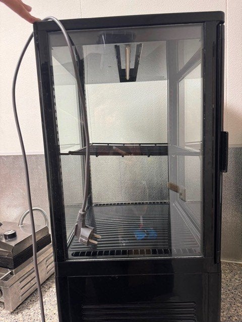 Koelvitrine / Display Koelkast ZGAN – Zwart met glazen deur, Ophalen, Zo goed als nieuw, Koelelement