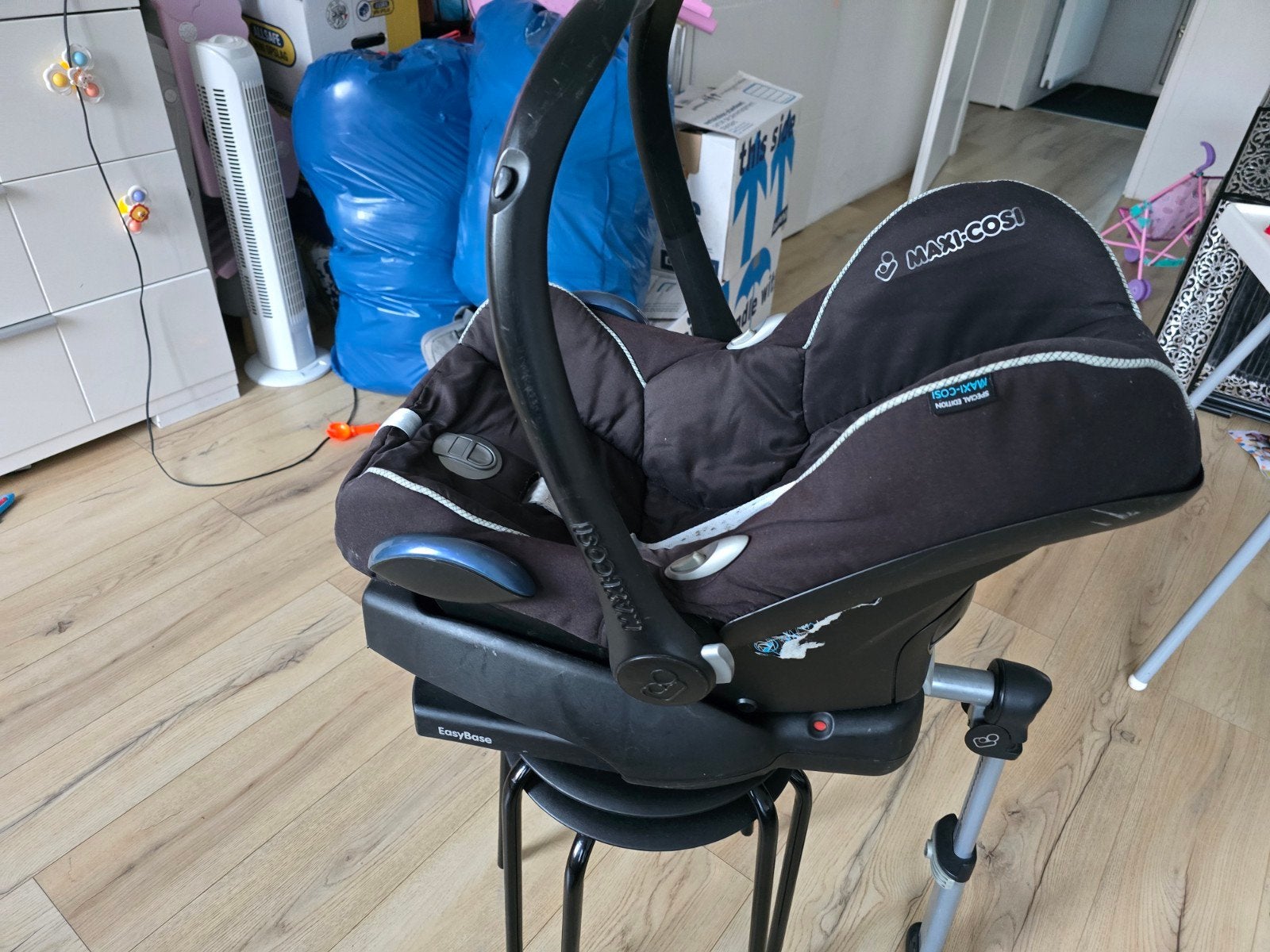 Maxi Cosi met EasyBase, Ophalen, 0 t/m 13 kg, Maxi-Cosi, Gebruikt