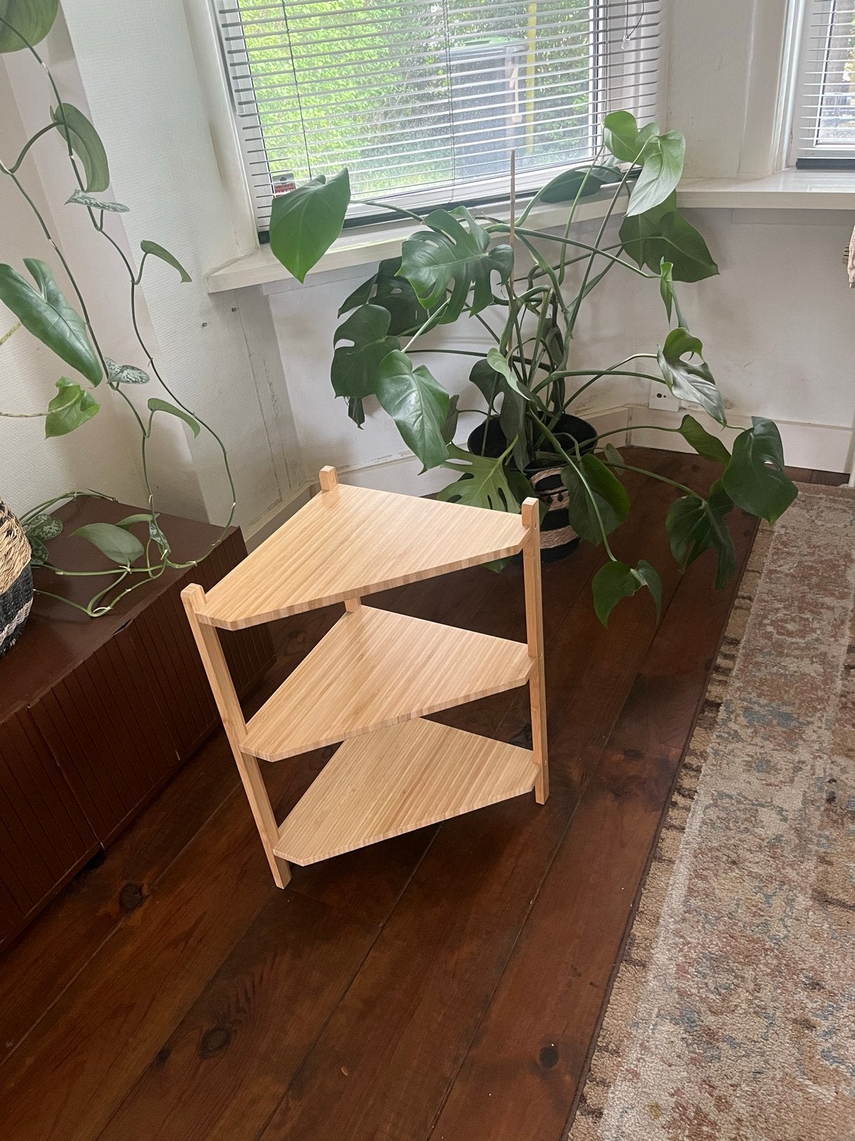 Houten hoekrekje met 3 planken, Ophalen, Gebruikt