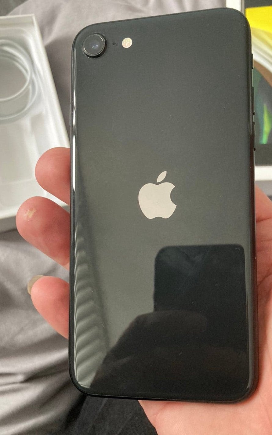 Te koop zo goede als nieuw iphone se, Telecommunicatie, Ophalen of Verzenden, Zo goed als nieuw, IPhone SE (2020)