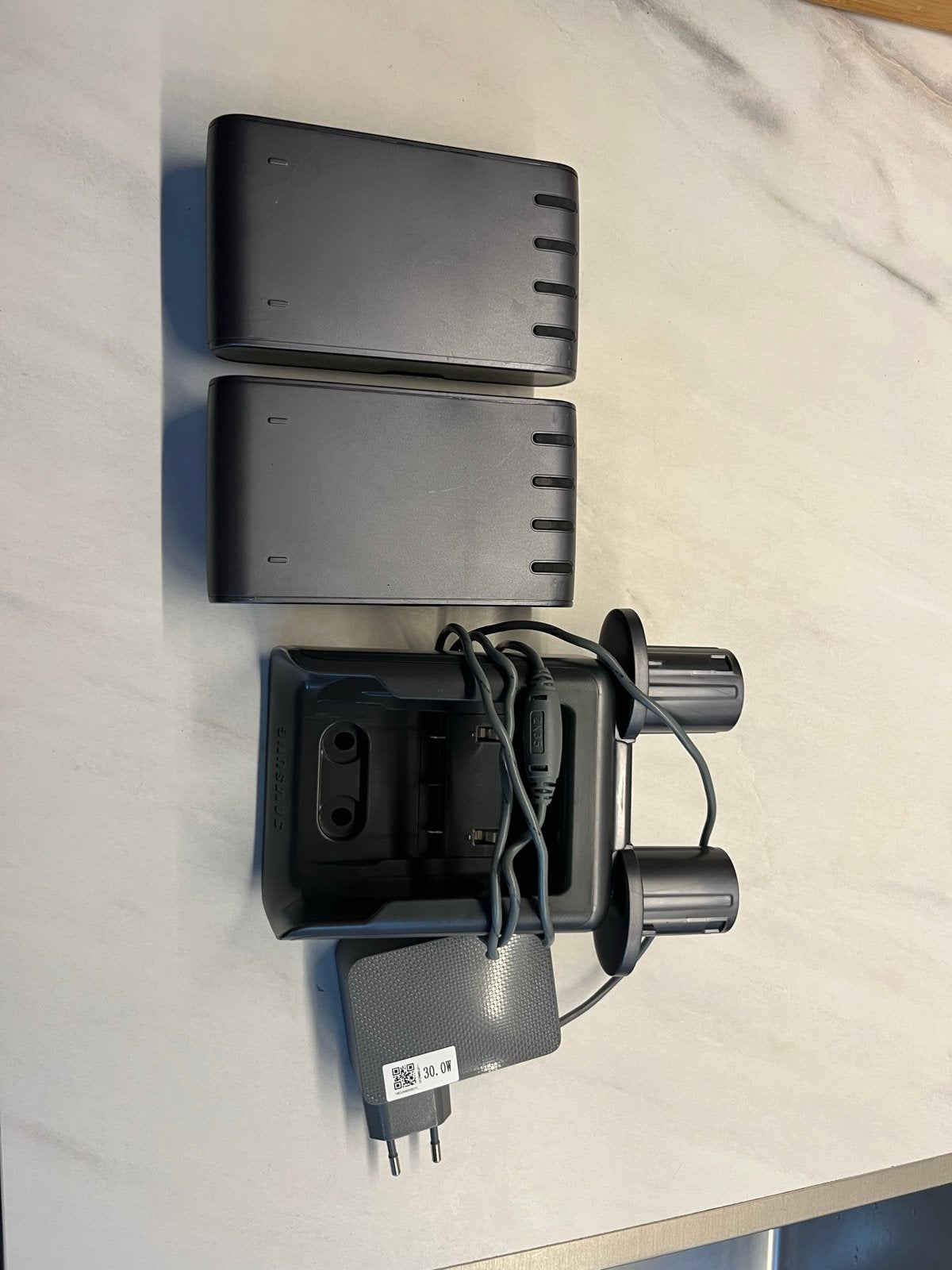 Samsung Jet75 2x accu en oplader, Ophalen of Verzenden, Gebruikt, Oplaadbaar