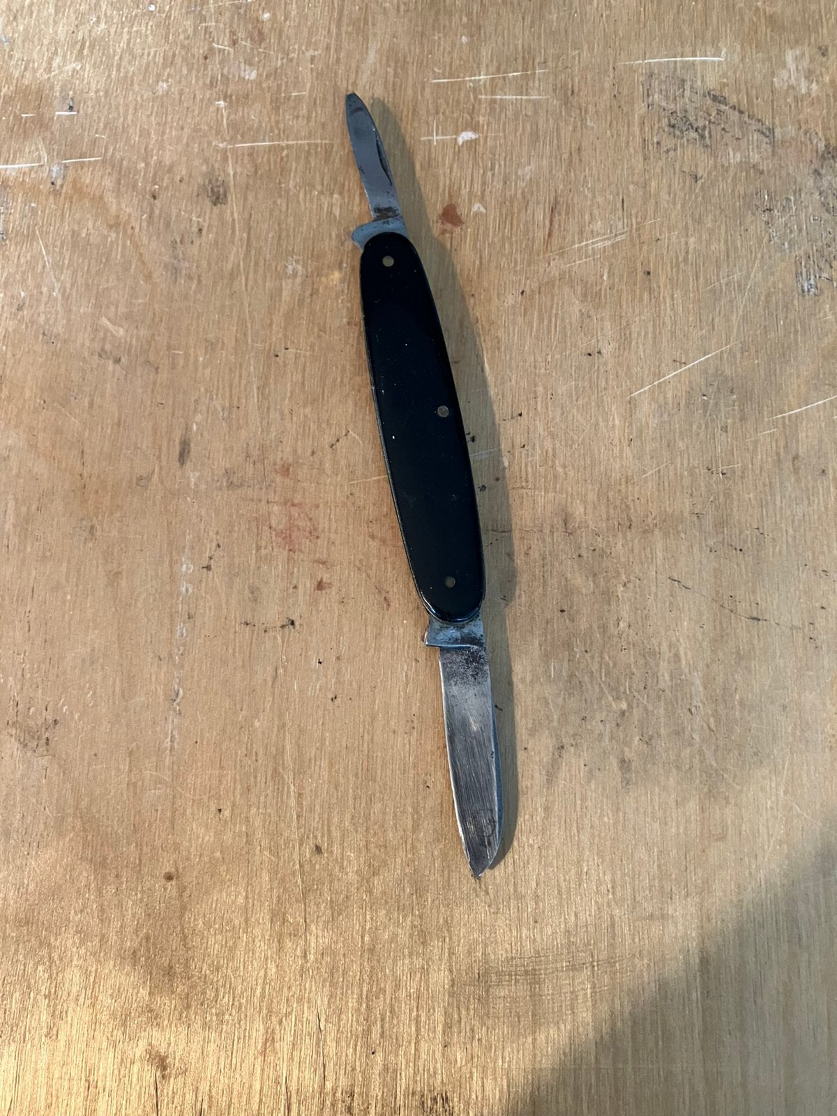 Antiek zakmesje in etui, Ophalen