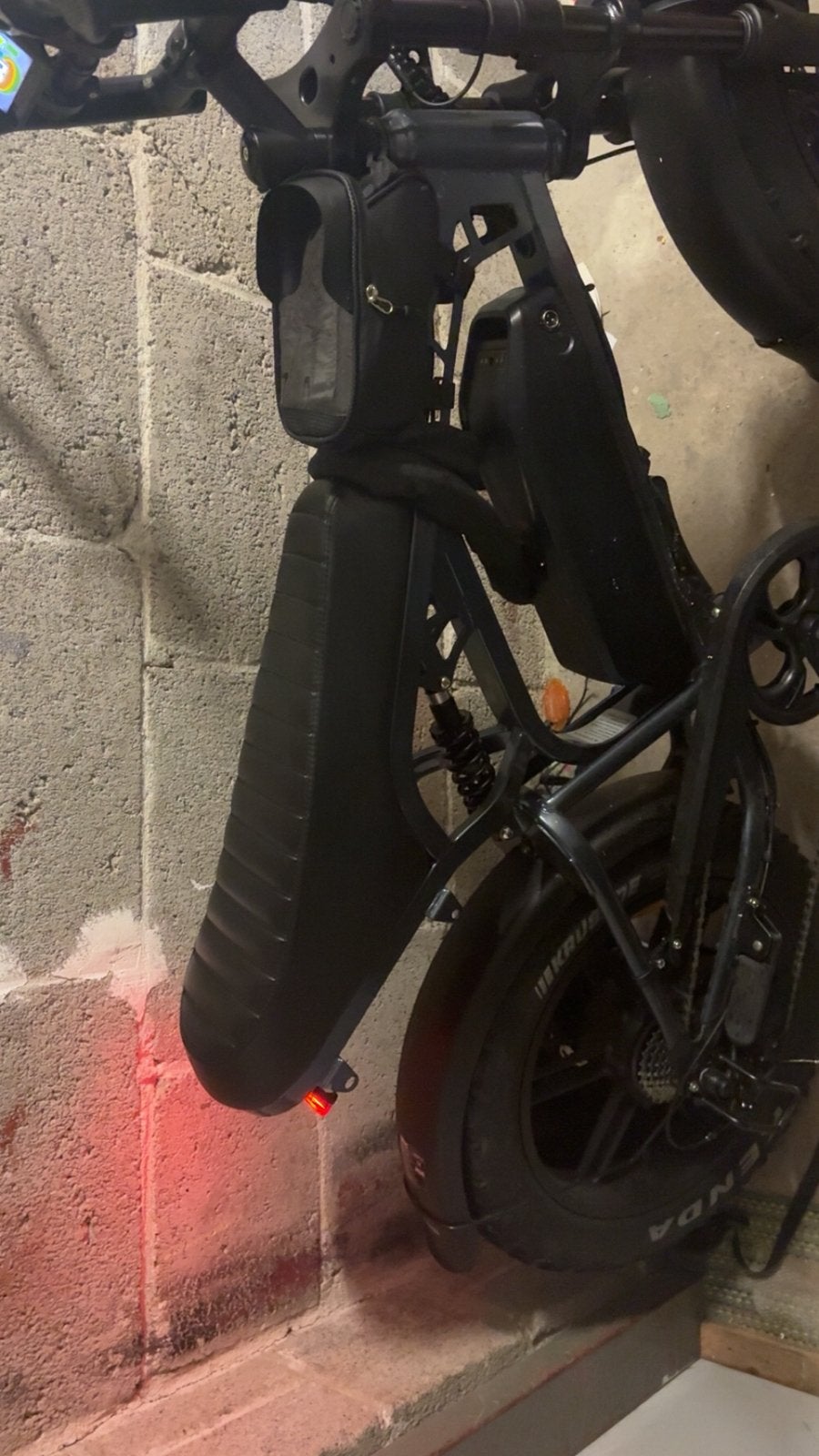 ouxi v20, Fietsen en Brommers, Ophalen of Verzenden, Zo goed als nieuw