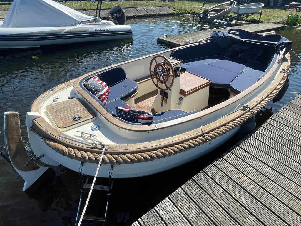 Piet hein sloep vetus 3cil 25pk diesel netjes en vaarklaar !, Ophalen, 10 tot 30 pk, Binnenboordmotor, 6 meter of meer
