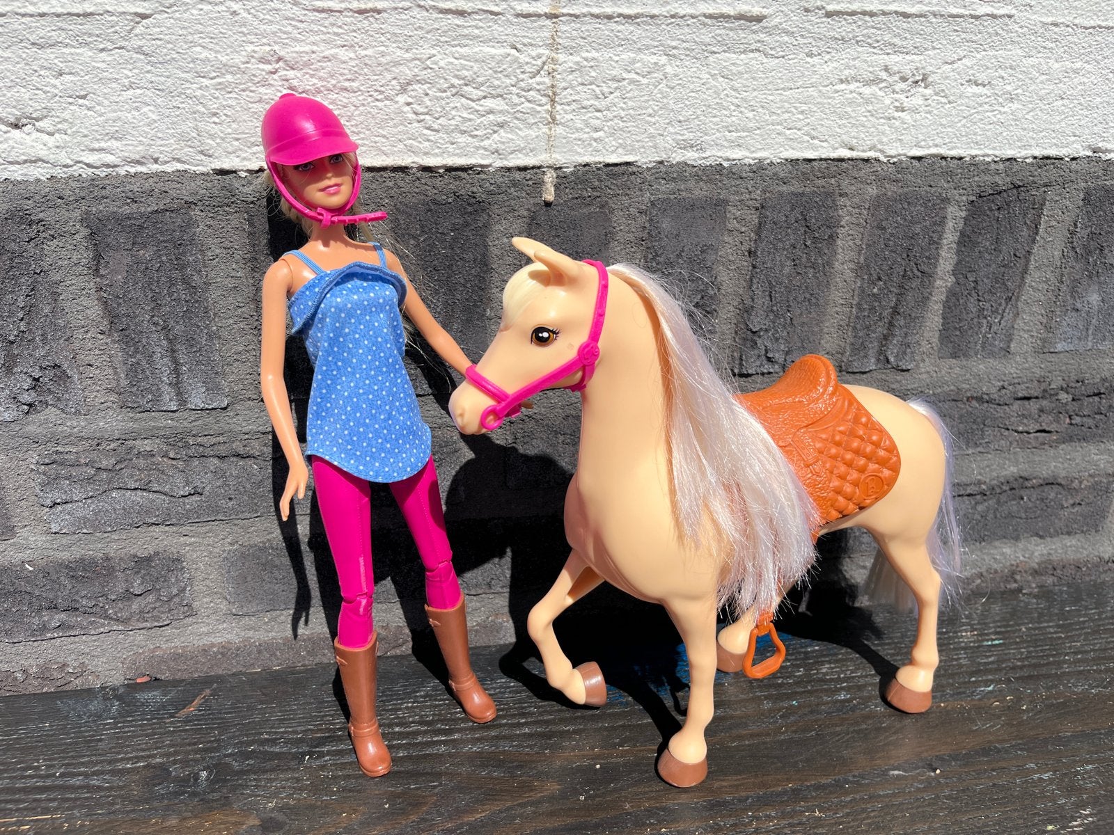 Barbie met paard - Paardrijset ZGAN, Ophalen of Verzenden, Gebruikt, Barbie
