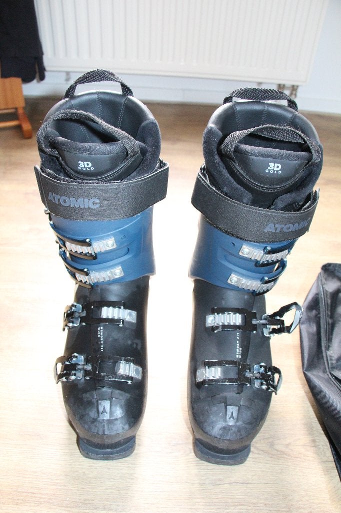 skischoenen Atomic Hawk magna 110 maat 28, 28,5, Sport en Fitness, Skiën en Langlaufen, Schoenen, Ophalen of Verzenden, Atomic
