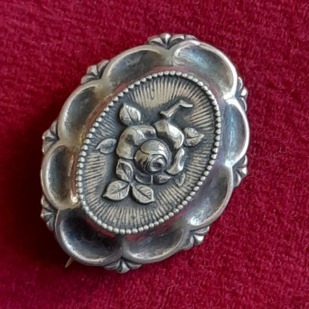 Indische Zilveren Broche met Roos, Verzenden