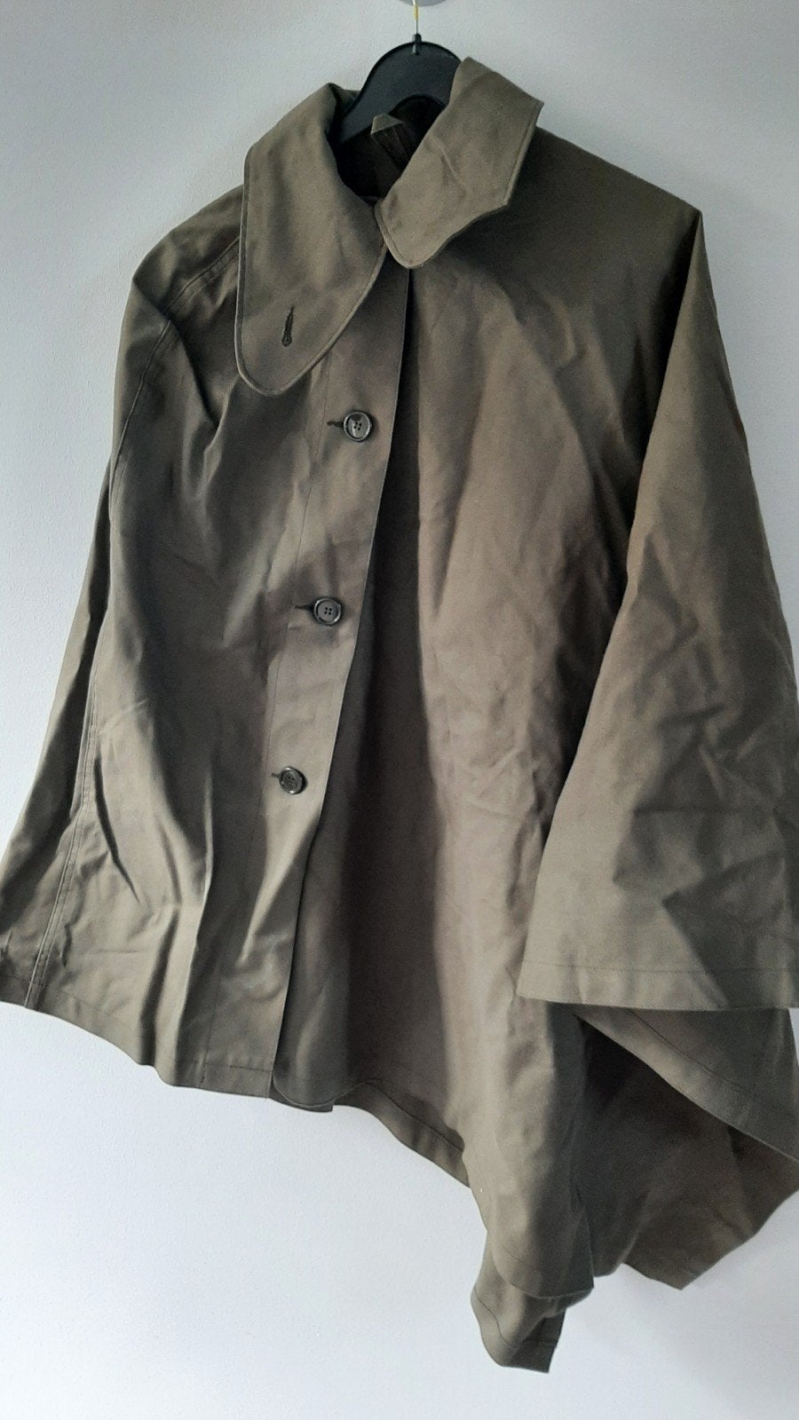 Militaire cape ,kleur groen., Ophalen of Verzenden, Landmacht, Nederland