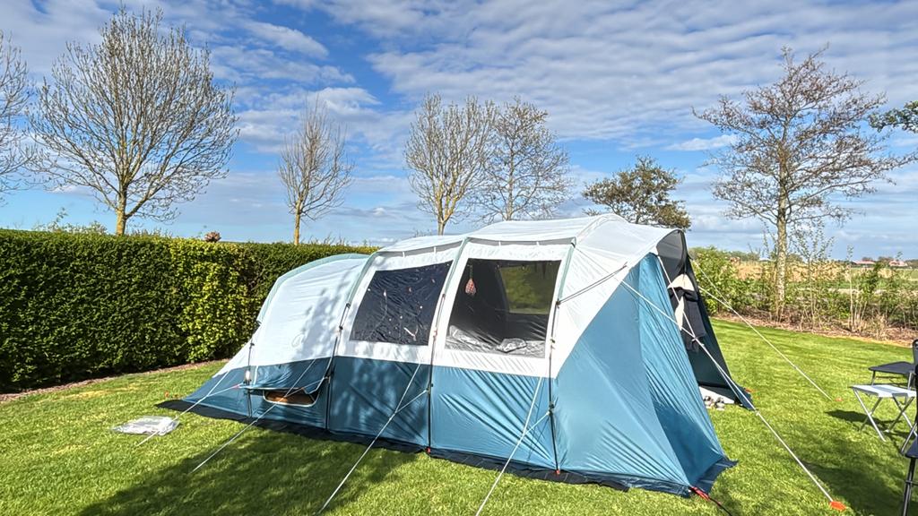 Arpenaz 6.3 Fresh & Black tent - 6 persoons - 1x gebruikt, Caravans en Kamperen, Tenten, Ophalen, Zo goed als nieuw, Tot en met 6