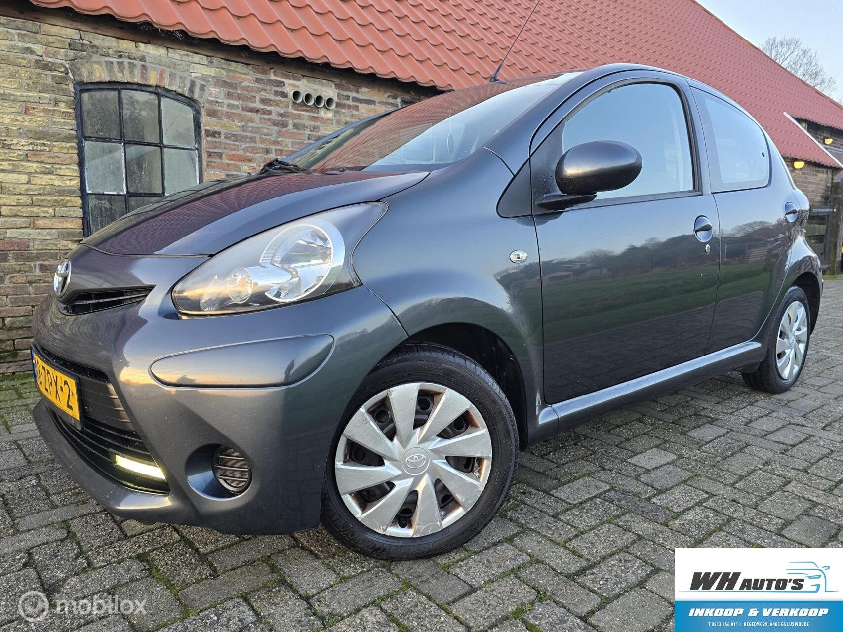 Toyota Aygo 1.0 VVT-i Aspiration, Voorwielaandrijving, Euro 5, Gebruikt, 4 stoelen