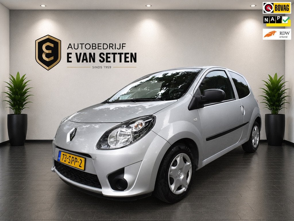 Renault Twingo 1.2-16V Authentique, Twingo, Gebruikt, 4 cilinders, Metallic lak