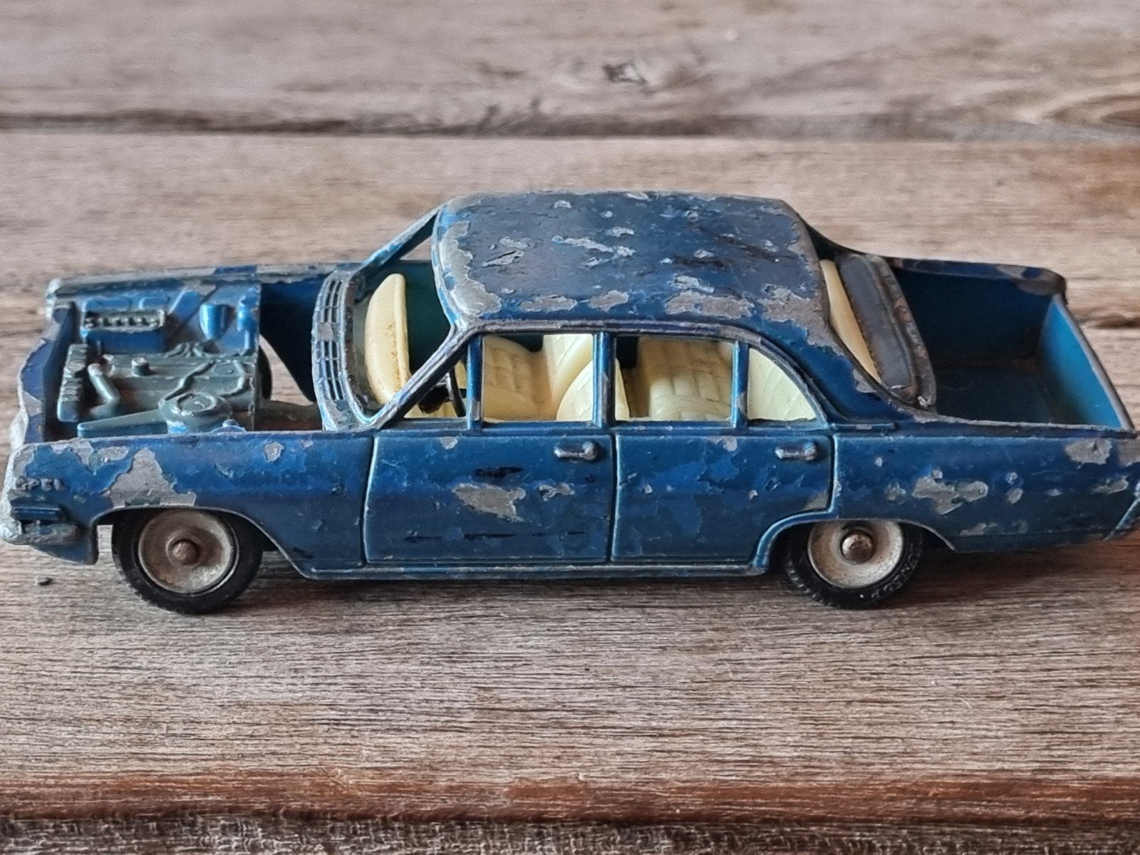 Dinky Toys Opel Admiral Meccano Triang Made, Ophalen of Verzenden, Gebruikt, Auto