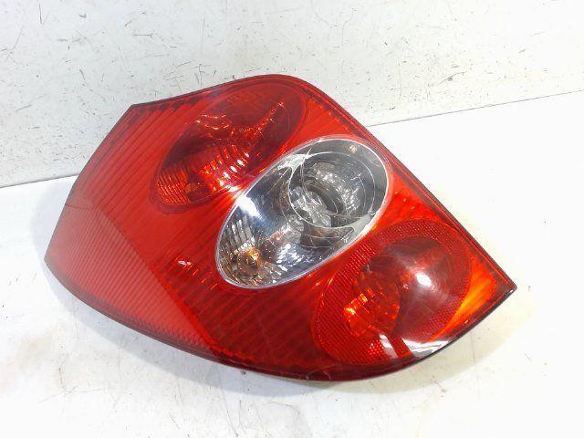 Achterlicht links buiten Renault Laguna, Auto-onderdelen, Onderdelen@venauto.nl, Van der Ven Autorecycling B.V., Gebruikt, Ettenseweg 76, 4706 PB Roosendaal, The Netherlands