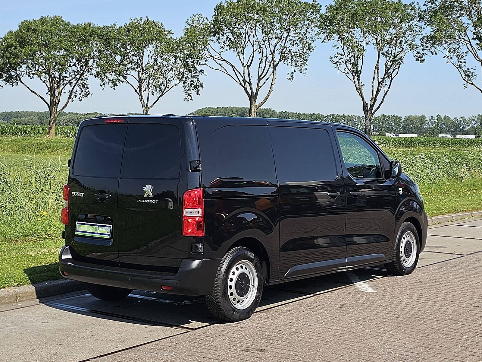 PEUGEOT EXPERT 2.0 l2 automaat 180 pk!, Auto's, Bestelauto's, Automaat, Gebruikt, Euro 6, Zwart