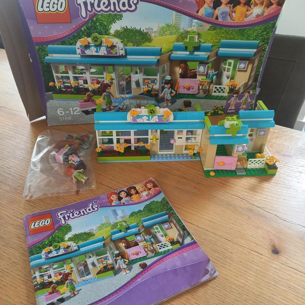 LEGO Friends Dierenkliniek (3188), Gebruikt, Friends, Ophalen of Verzenden, Complete set