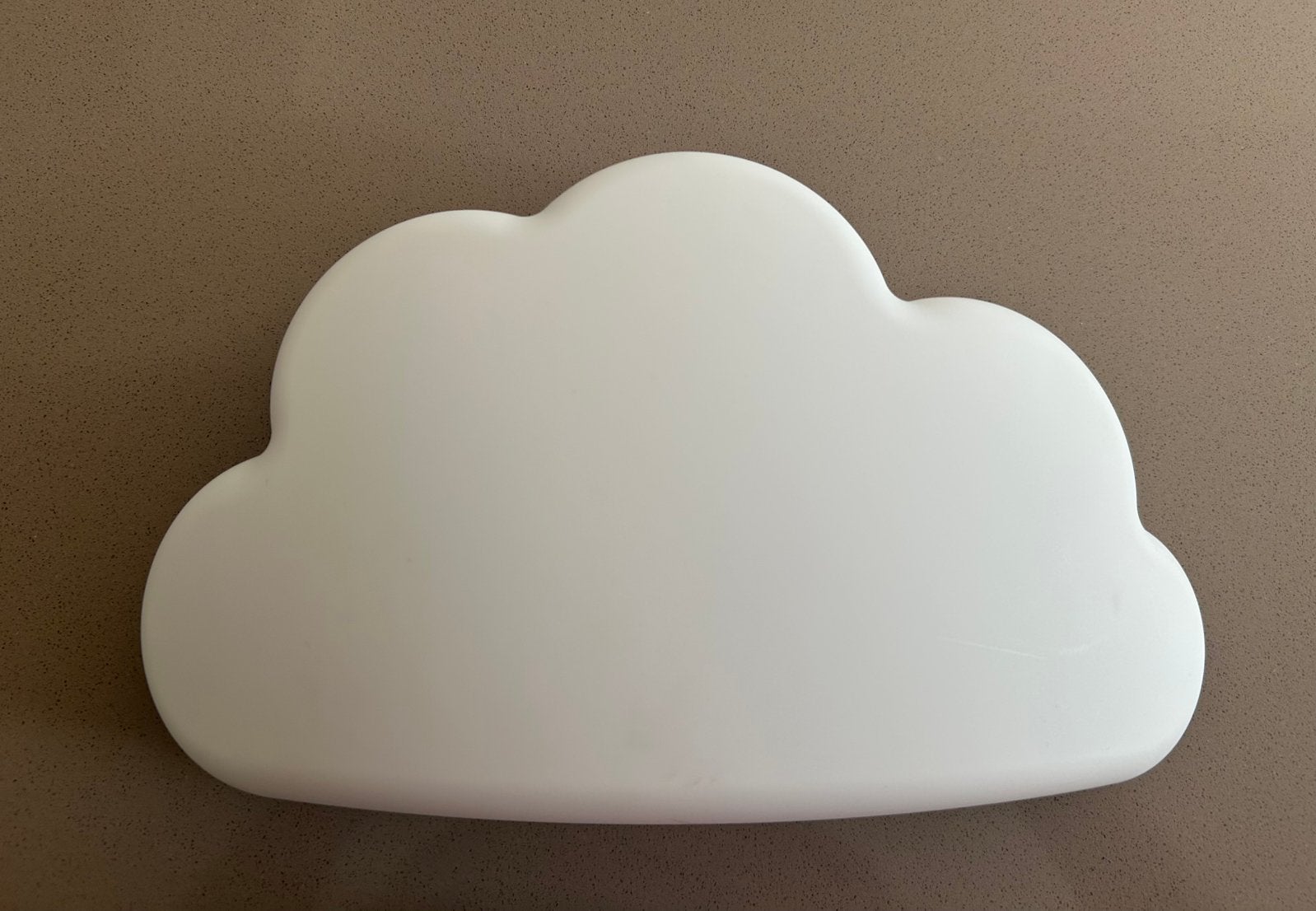 Kinder wolk lamp Ikea, Huis en Inrichting, Lampen | Wandlampen, Kunststof, Gebruikt, Bedlamp, IKEA