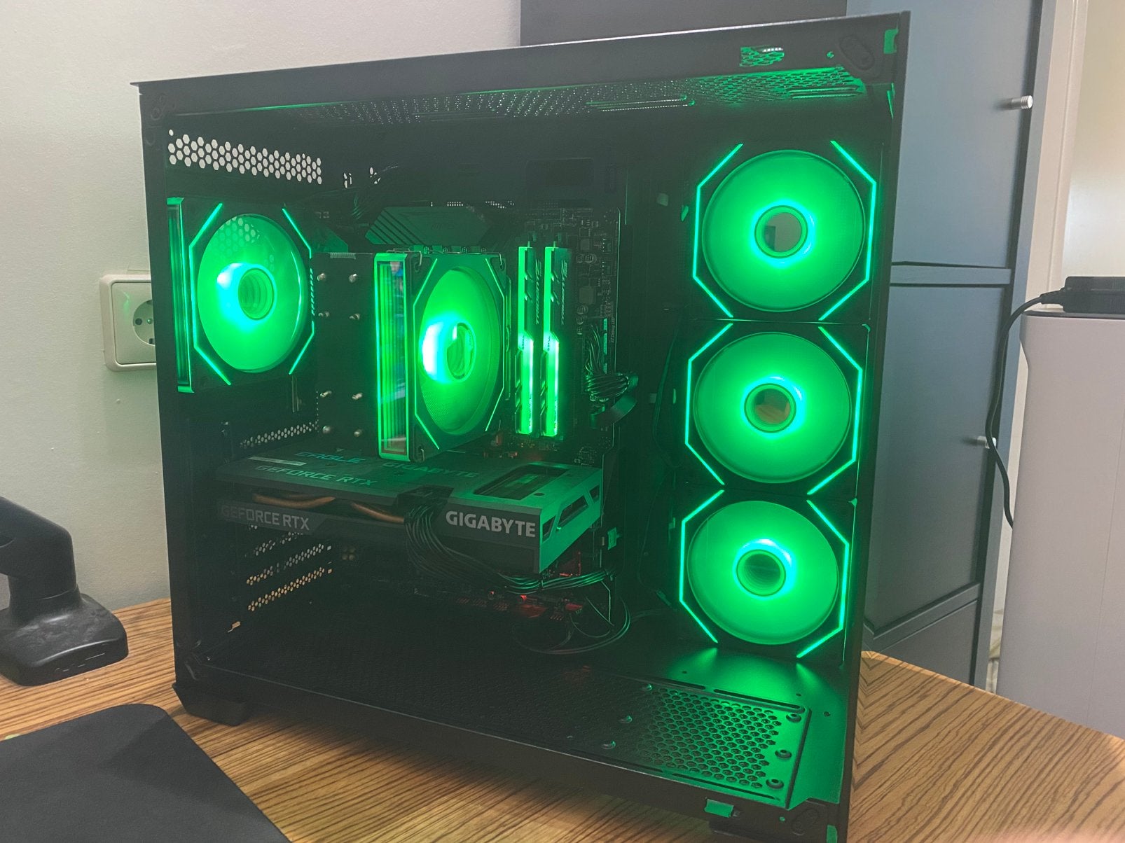 Gaming PC – Ryzen 5 5600G & RTX 3060 Ti, Ophalen, Zo goed als nieuw, Gaming, HDD