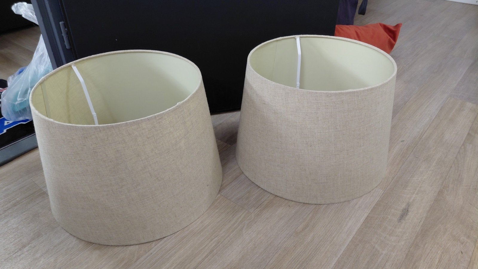 2x Lampenkap beige om op te hangen of neer te zetten, Gebruikt, Beige, Rond, Textiel