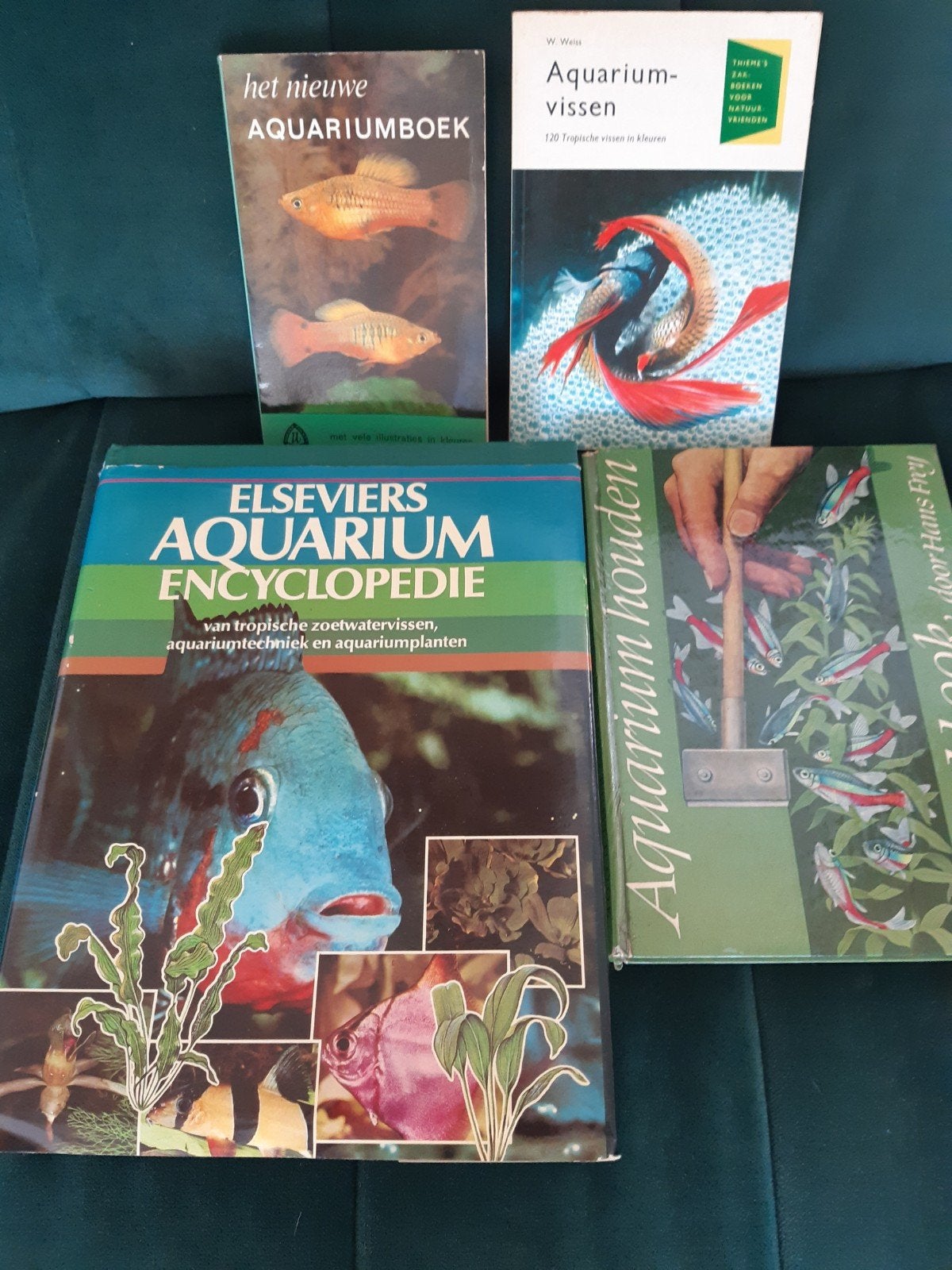 4 Aquarium boeken., Boeken, Ophalen of Verzenden, Honden