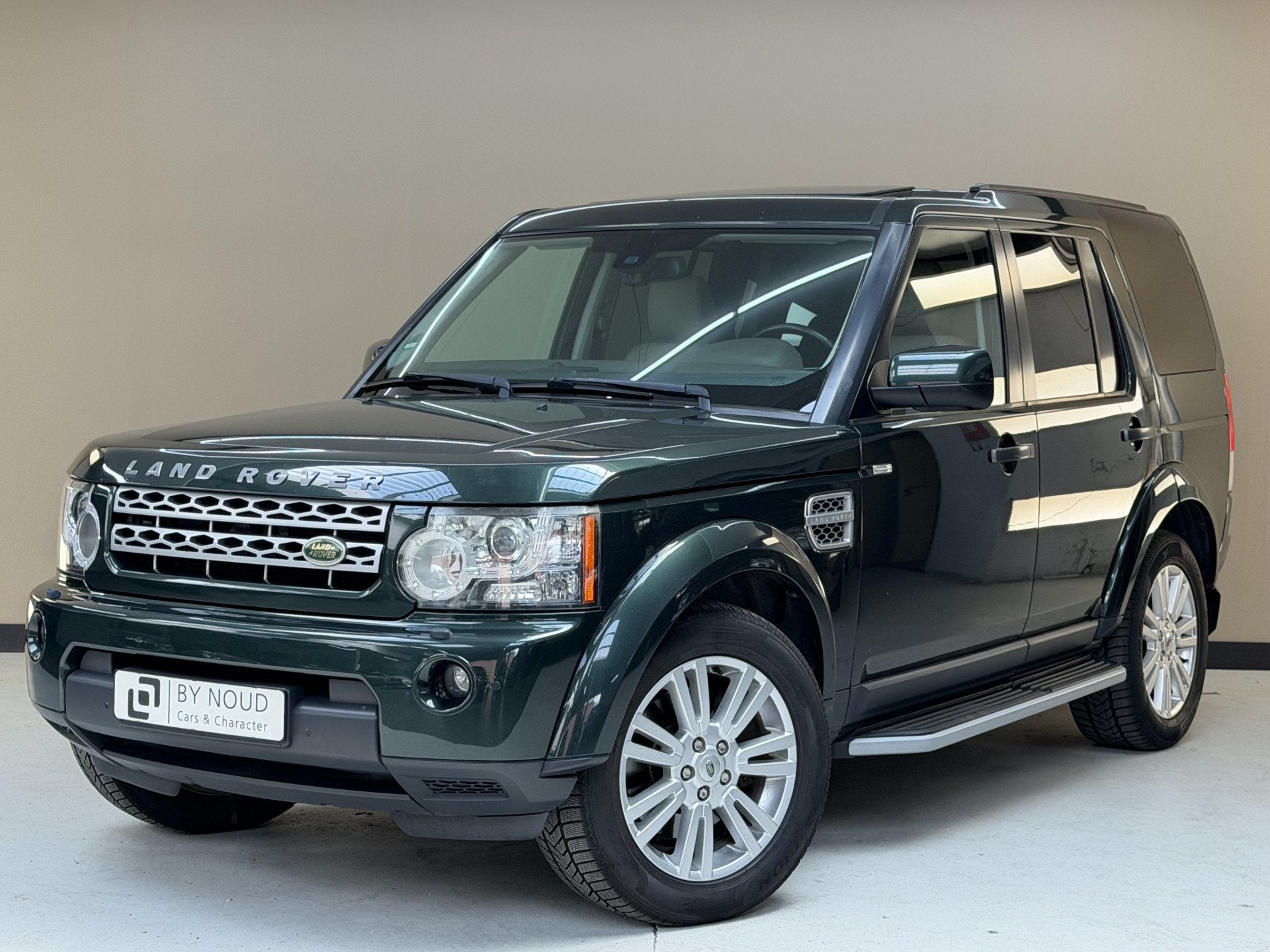 Land Rover Discovery 3.0 SDV6 SE, 245Pk, 2010 Euro 5, Climat, Automaat, Euro 5, Beige, 2993 cc