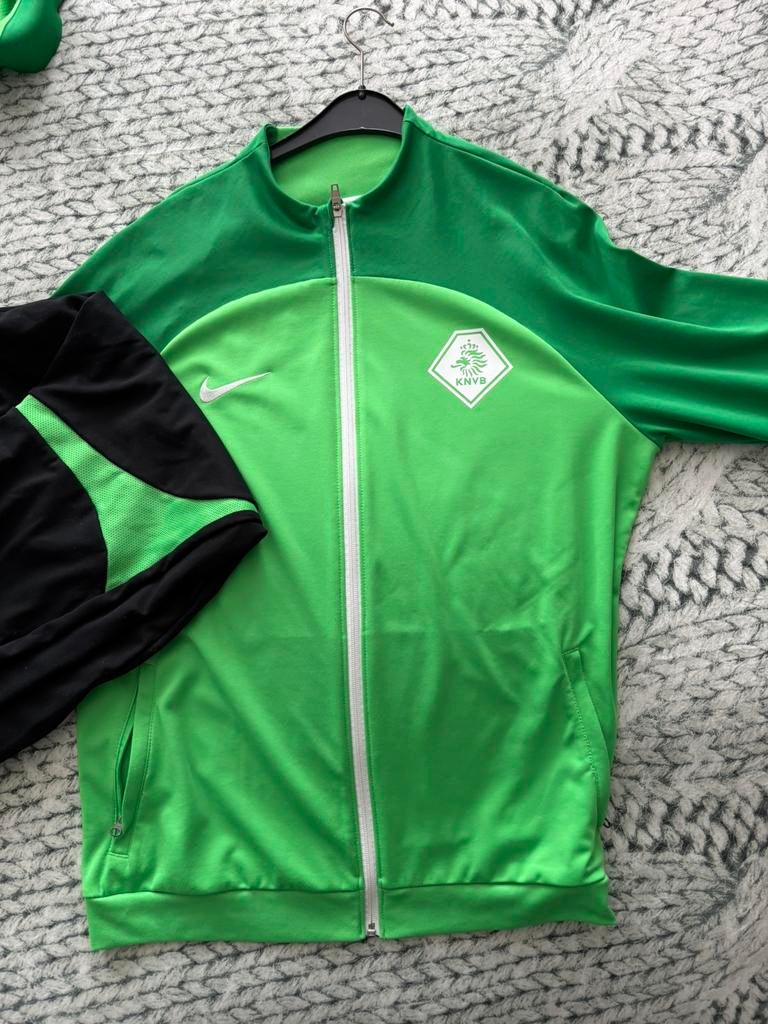 KNVB trainingspak XL, Maat XL, Ophalen of Verzenden, Zo goed als nieuw, Trainingspak