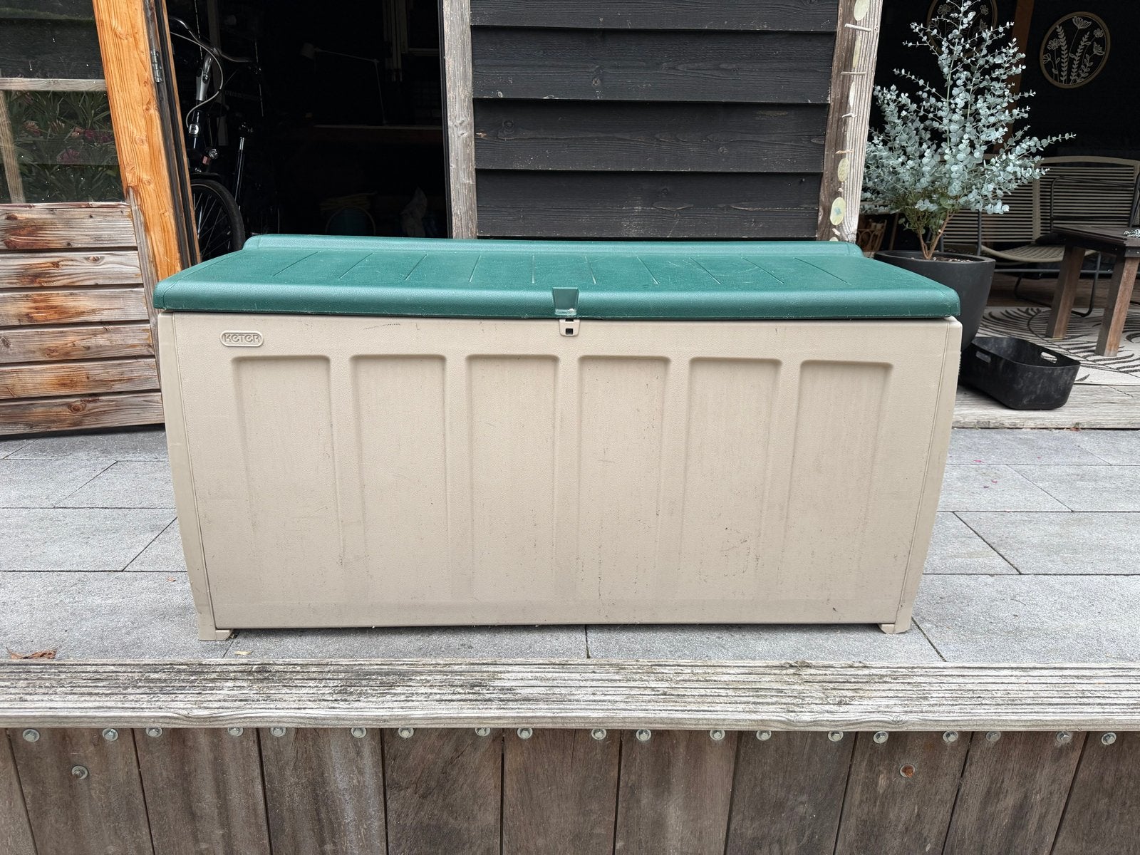 Keter Kussenbox 120x53x62 cm - Handige Opbergbox, Ophalen, Gebruikt, Kunststof, Overige typen
