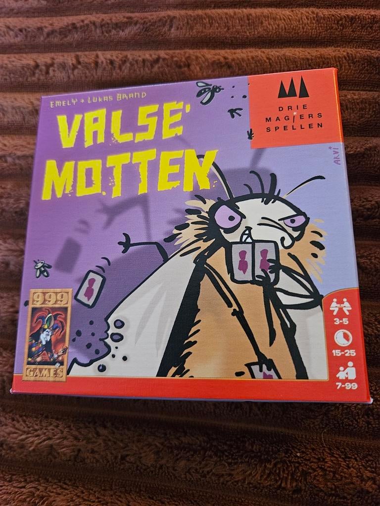 Vals Motten - Leuk kaartspel voor het hele gezin!, Hobby en Vrije tijd, Gezelschapsspellen | Kaartspellen, Vijf spelers of meer