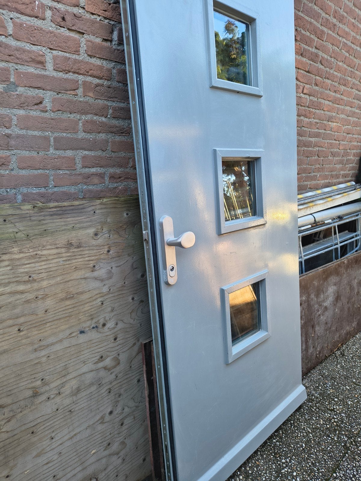 kwaliteit deur 220 bij 97 met 3 ramen, Ophalen, 80 tot 100 cm, 215 cm of meer, Buitendeur