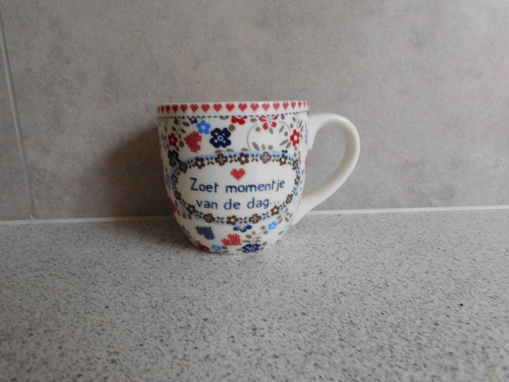 Mok 150 ml. Zoet Momentje Ronald McDonald YVON, Huis en Inrichting, Keuken | Servies, Overige merken, Zo goed als nieuw, Overige stijlen