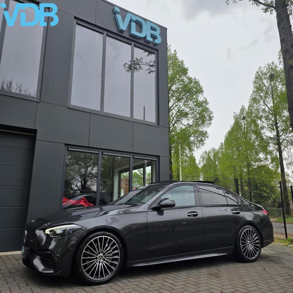 Mercedes C-klasse C180 AMG PANO 360 MEMORY BURMESTER VOL!, Automaat, 4 cilinders, Leder, 170 pk