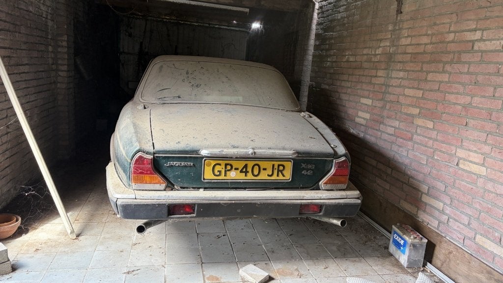 Jaguar XJ 4.2 6 cilinder éérste eigenaar bouwjaar 1981, Automaat, Beige, 181 pk, Sedan