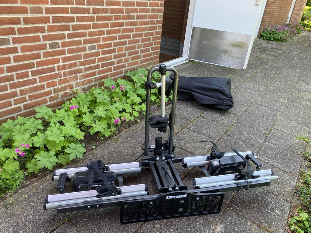 Bosal fietsendrager voor 2 fietsen - Zo goed als nieuw, Auto diversen, Fietsendragers, Brede banden, Ophalen of Verzenden, Zo goed als nieuw