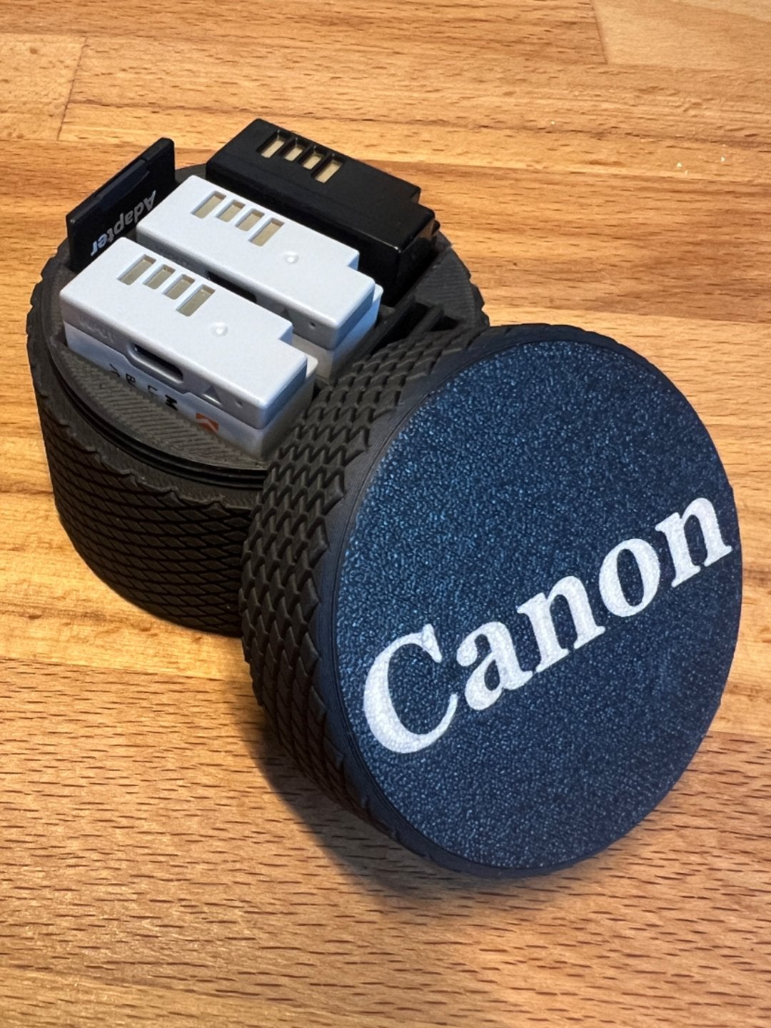 Canon LP-E17 Opbergcase voor 3 accu's en SD kaarten, Ophalen of Verzenden, Nieuw, Canon, Overige typen