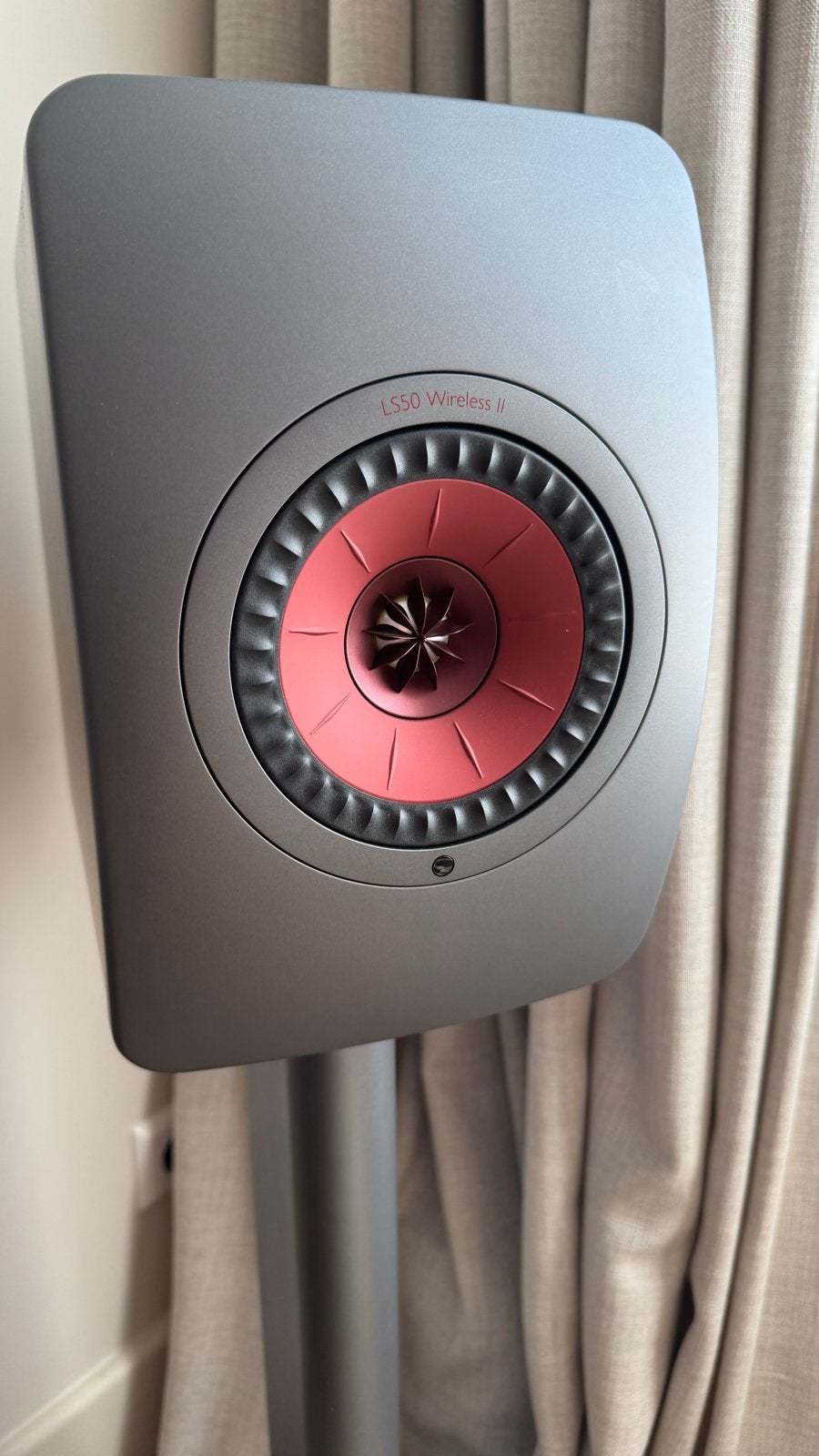 Kef LS50 Wireless II, Zo goed als nieuw, 120 watt of meer, Front, Rear of Stereo speakers, Ophalen
