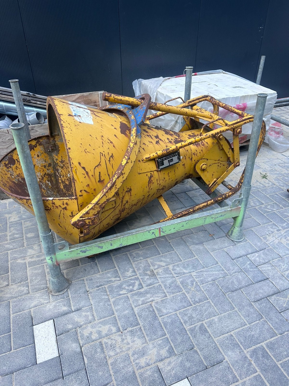 Kubel voor beton, Doe-het-zelf en Verbouw, Ophalen of Verzenden, Zo goed als nieuw