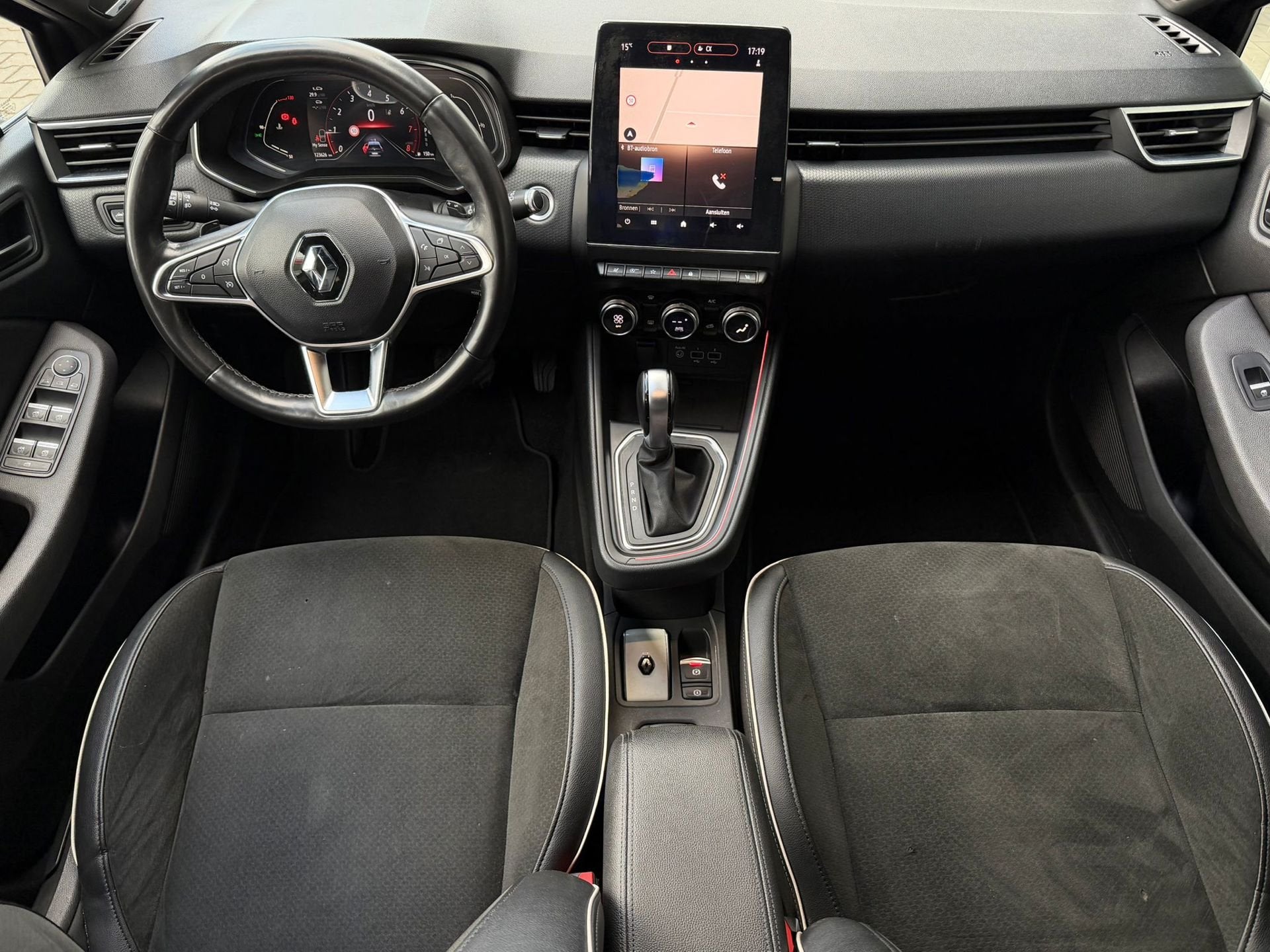 Renault CLIO 1.3 TCe R.S. Line, Auto's, Renault, Gebruikt, Euro 6, 4 cilinders, 1133 kg