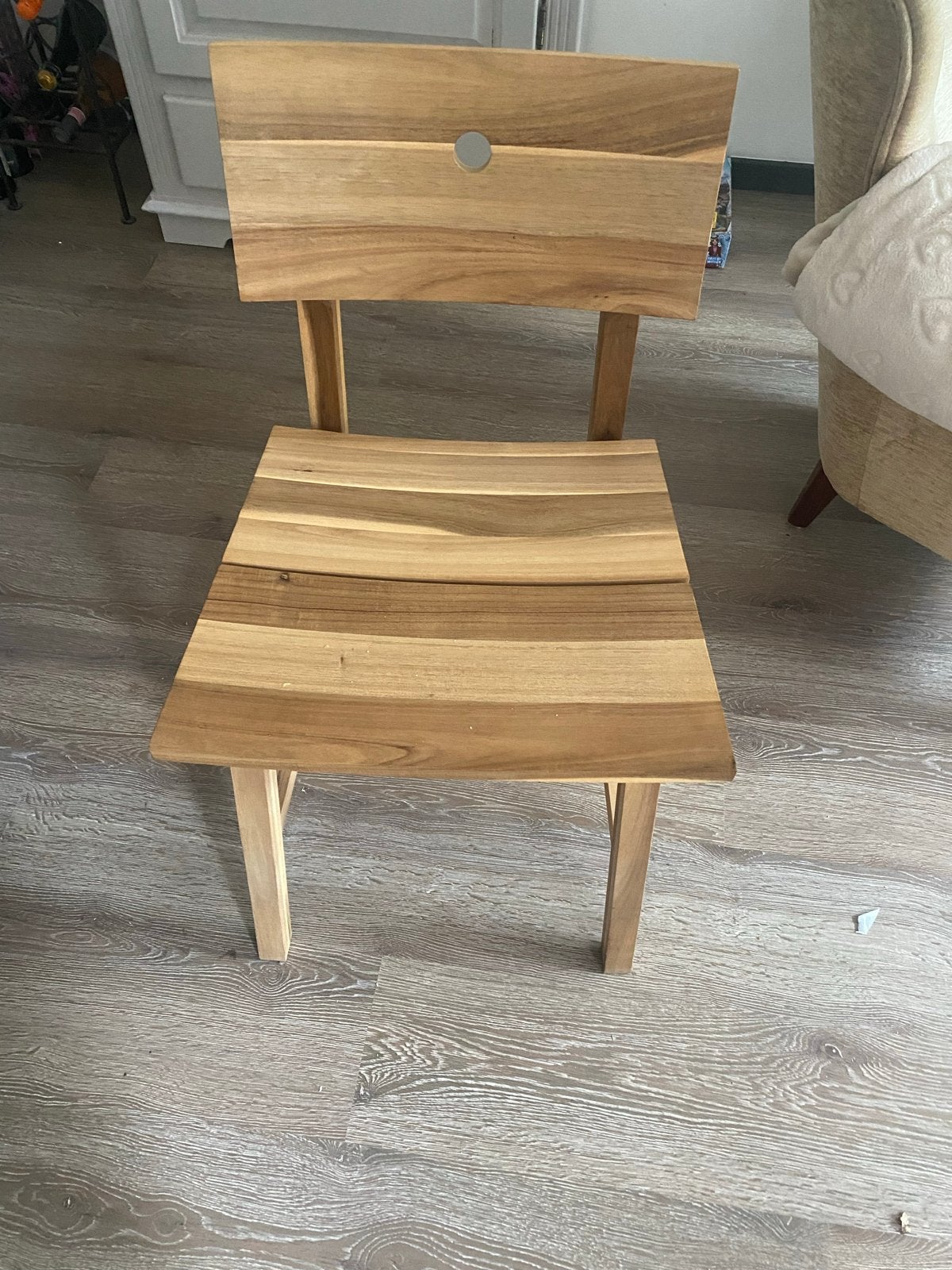 Ikea Skogsta eetkamerstoel houten stoel vier stuks, Huis en Inrichting, Stoelen, Ophalen, Bruin, Zo goed als nieuw, Vijf, Zes of meer stoelen