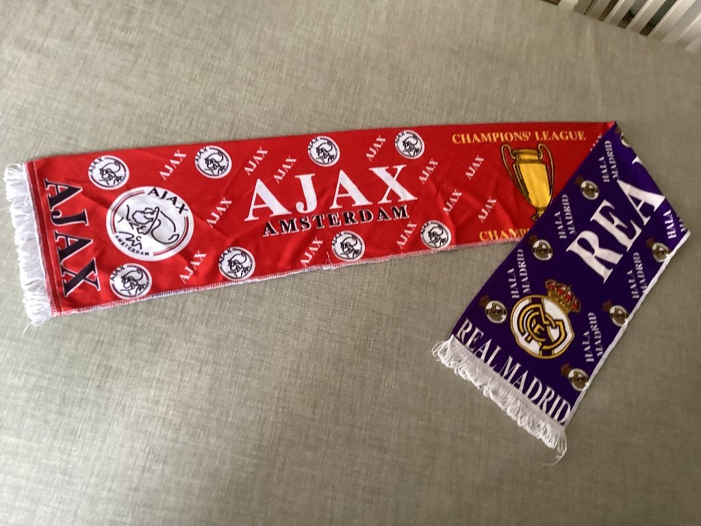 Champions League sjaal Real Madrid-Ajax 1995, Ophalen of Verzenden, Zo goed als nieuw, Ajax, Vaantje of Sjaal