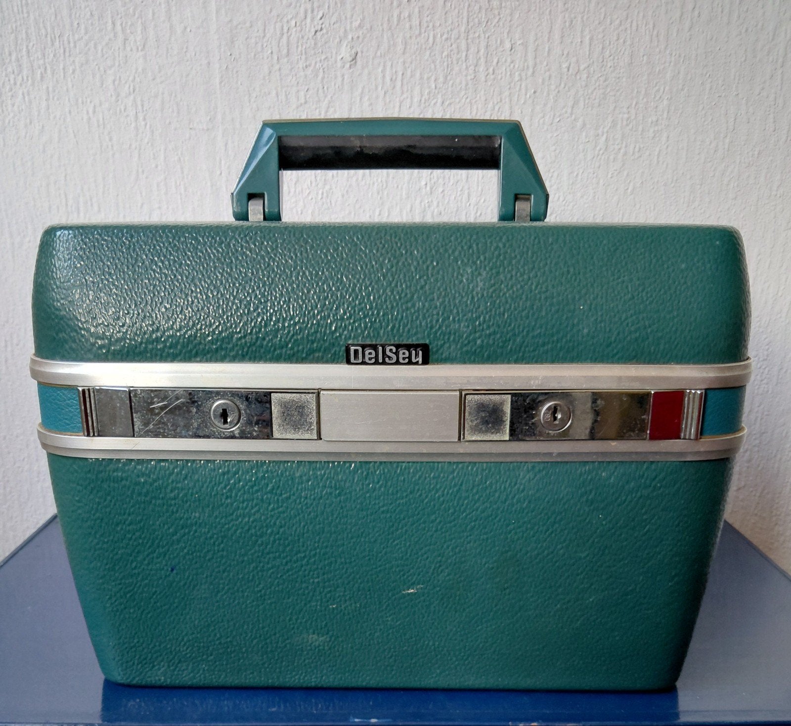 Beauty case vintage merk Delsey, Ophalen, Gebruikt, Hardcase, Met spiegeltje(s)